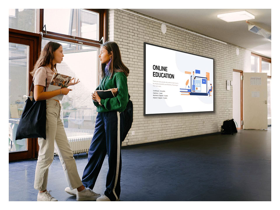 Màn Hình Hiển Thị Chuyên Dụng Và TV Thông Thường - Đâu Là Lựa Chọn Tối Ưu Cho Giáo Dục?